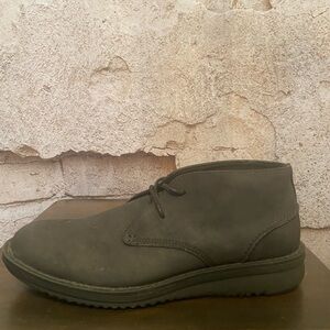 MENS Kenneth Cole Black Finnegan Chukka Leather Shoes